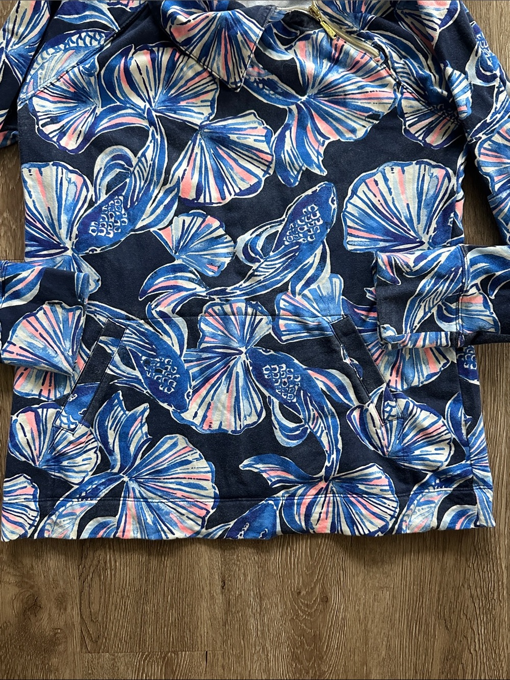 Lilly Pulitzer Booker Popover Reel Life Navy Small Preppy Resortwear Athletic - Picture 3 of 4